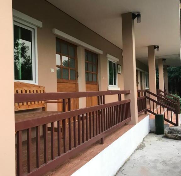 غرفة قياسية مطلّة علي الحديقة, Sripiamsuk Resort Bangkok