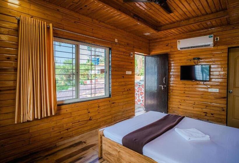Номер Стандарт Вид на Озеро, Sunshine Resort