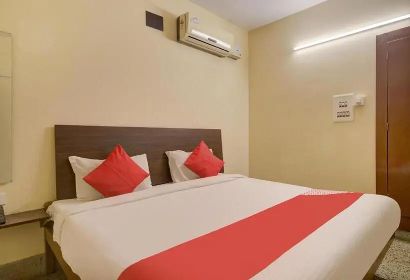 Standard-huone, Oyo Flagship 77109 Hotel B Squre Villa