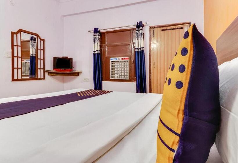 Трехместный Номер Классика, Oyo Flagship Hotel Bhaskar