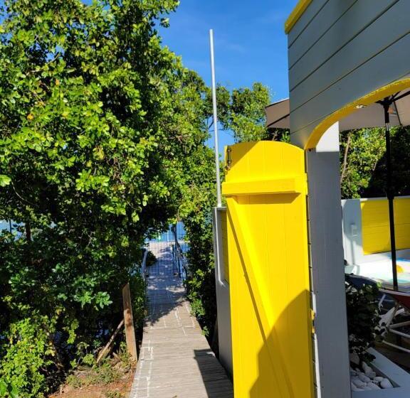 Casa 2 Dormitoris, Always Summer Inn Bay Front