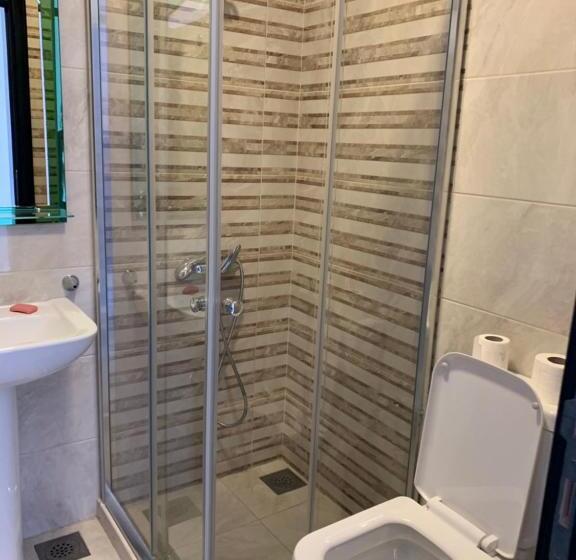 اتاق استاندارد با تخت بزرگ, Seafront Apartments