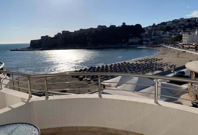 اتاق استاندارد با تخت بزرگ, Seafront Apartments