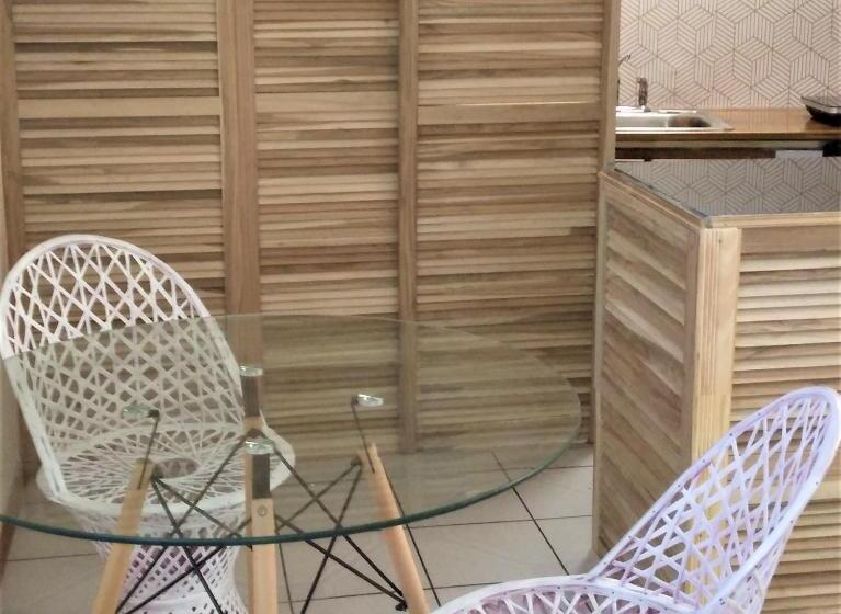 带1个卧室的高级公寓, Space One