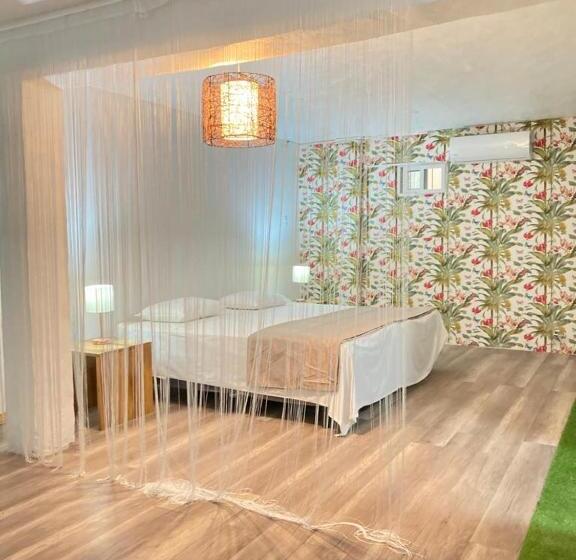 4间卧室的房子, Space One