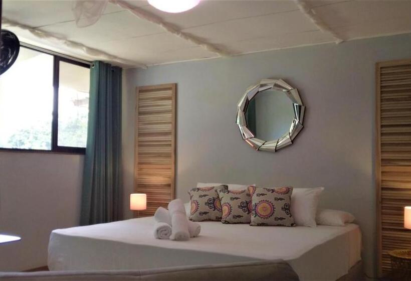 Casa 4 Quartos, Space One