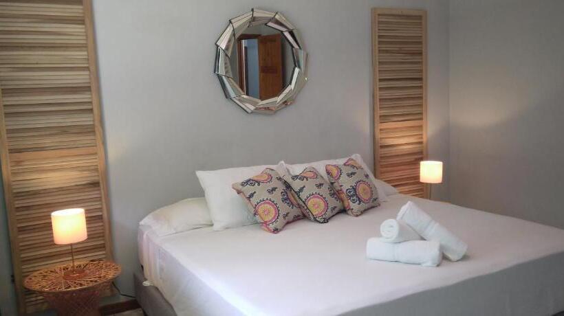 4间卧室的房子, Space One