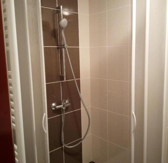 Номер Economy, černá Kočka  Low Cost Ubytování