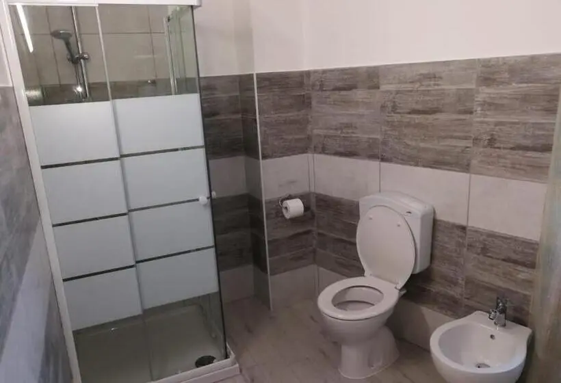 山の見えるスーペリアルーム, Bed And Breakfast Giaveno Rio