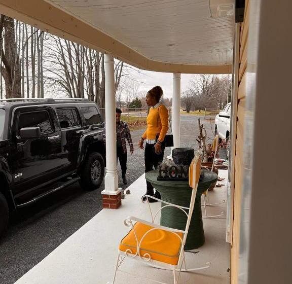 豪华套房, Runaway Bay Guest House