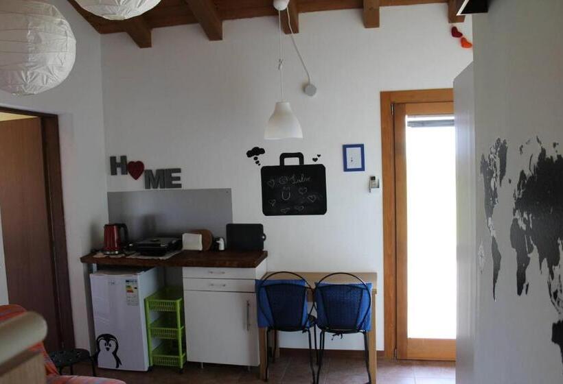 家庭间, Villa Madi