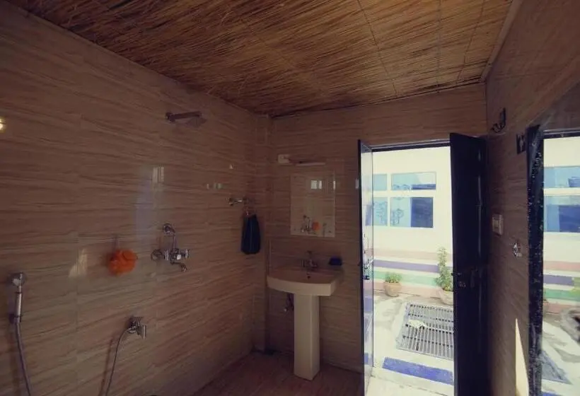 Standard-huone Jaettu Kylpyhuone, Chalo Eco Hostel