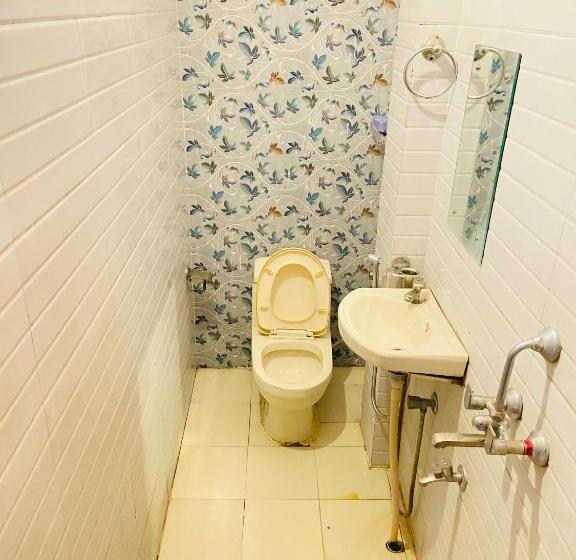 バス共有のスタンダードルーム, Chalo Eco Hostel