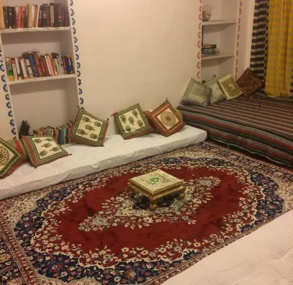 Vuode Makuusalissa, Chalo Eco Hostel