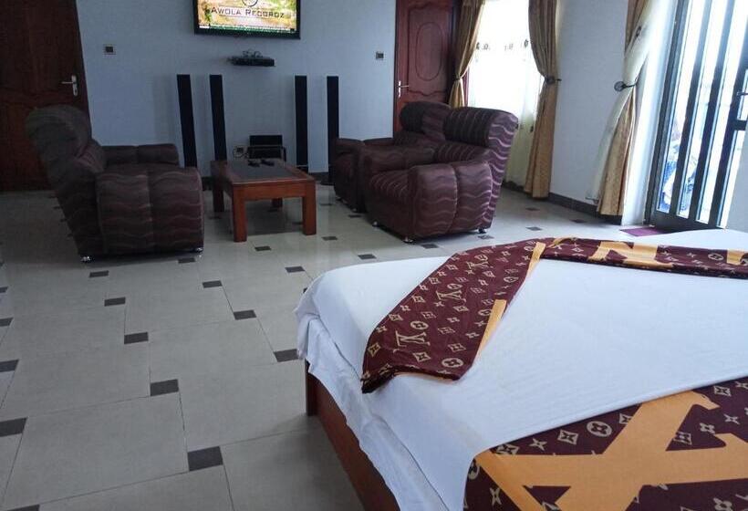 اتاق استاندارد با وان آب گرم, Fr Palace Tourbillon