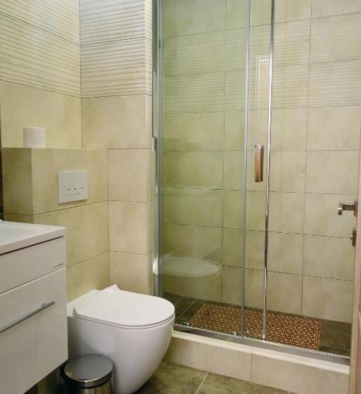 豪华家庭房间, готель Hunter