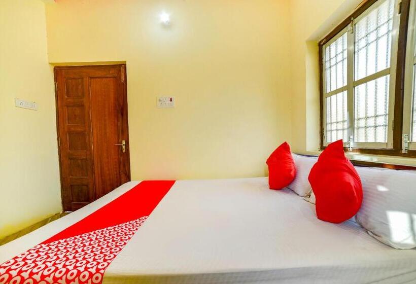 חדר קלאסי לשלושה, Oyo Flagship Ashoka Guest House