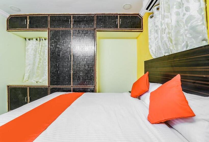 三人经典房间, Oyo Pramukh Heights