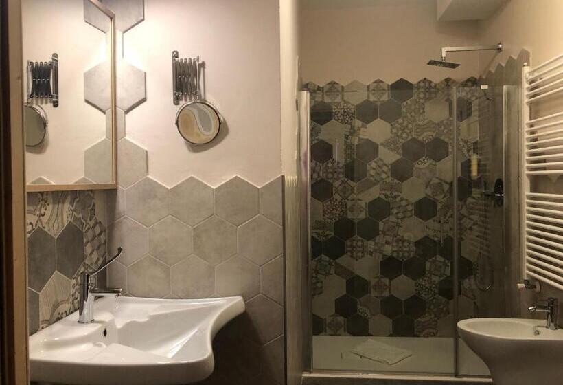 اتاق استاندارد چهار تخته, Piccolo Chalet
