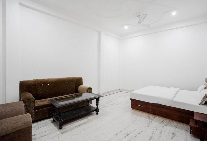 Номер Стандарт, Spot On Trishan Rooms