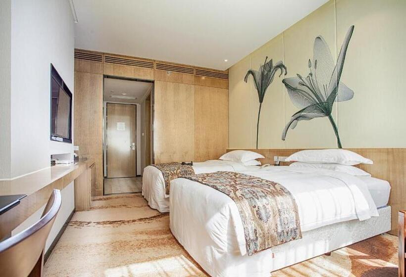 Delüks Oda, Xi An Peace Arch