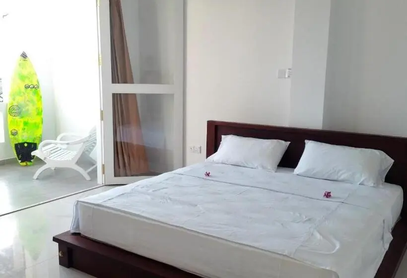 サイドオーシャンビュースタンダードルーム, Mountain Wave Hotel And Surfshop