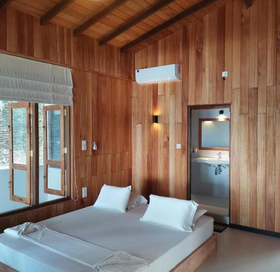 샬레, Mountain Wave Hotel And Surfshop