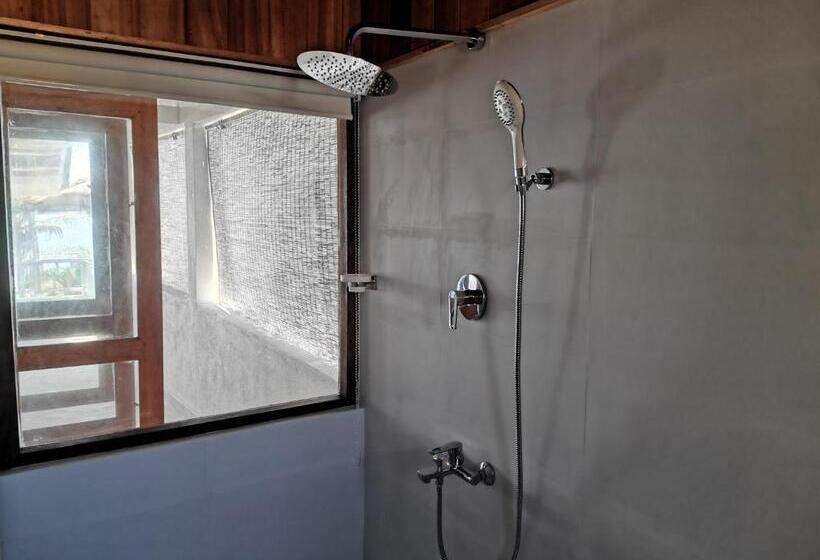 샬레, Mountain Wave Hotel And Surfshop