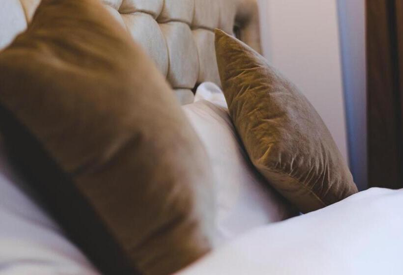 غرفة سوبيريور سرير كينج, Casa Muntenească Alessandro