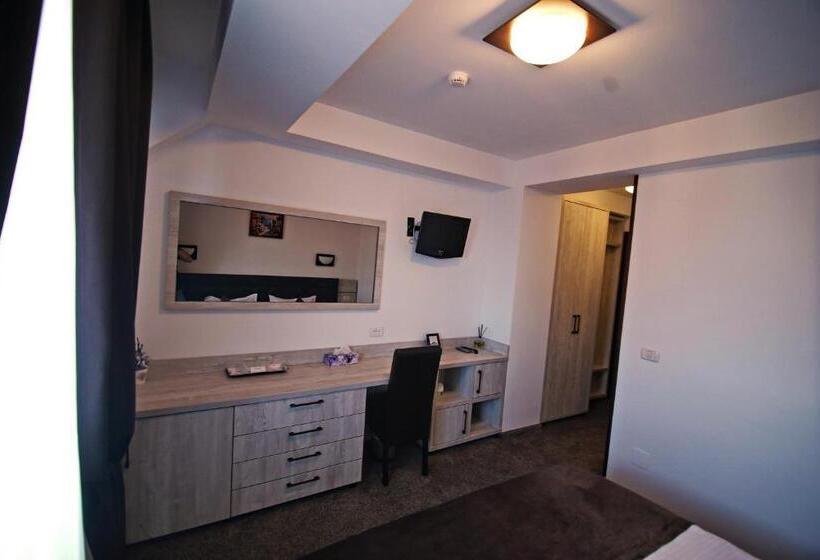 غرفة سوبيريور سرير كينج, Casa Muntenească Alessandro