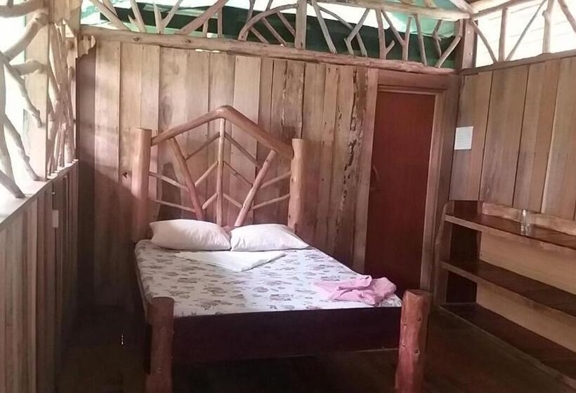 اتاق استاندارد چهار تخته, El Chontal