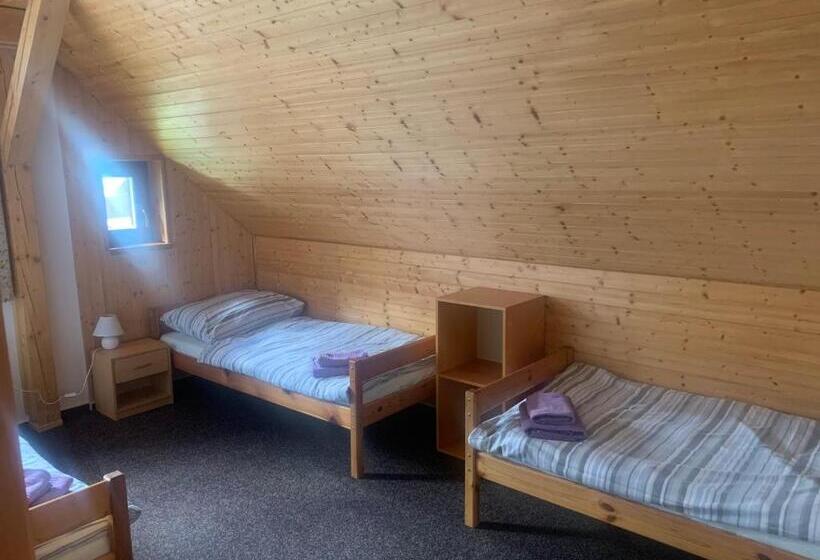 דירת שני חדרים, Penzion U Orla