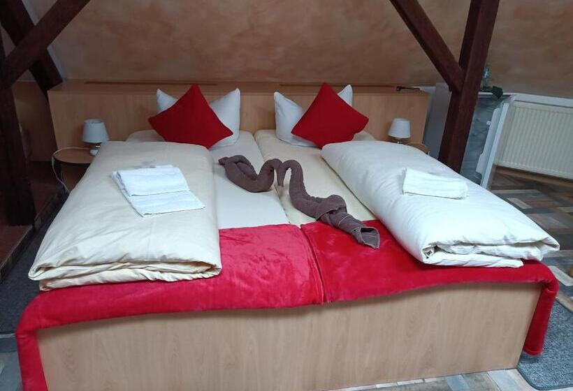 Номер Стандарт, Schwarzes Ross