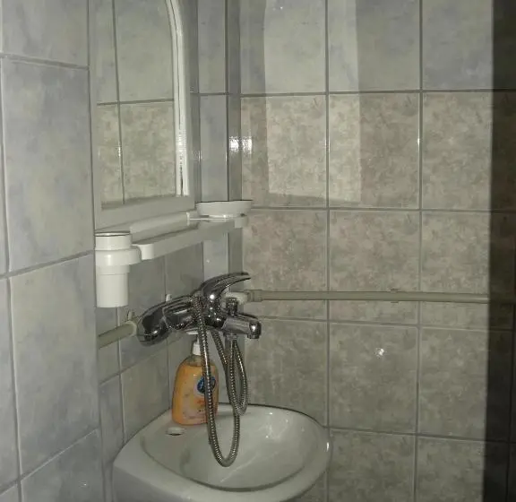 اتاق لوکس, Stefani Apartments