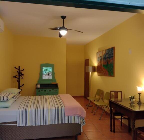 جناح, Suítes Brotas City