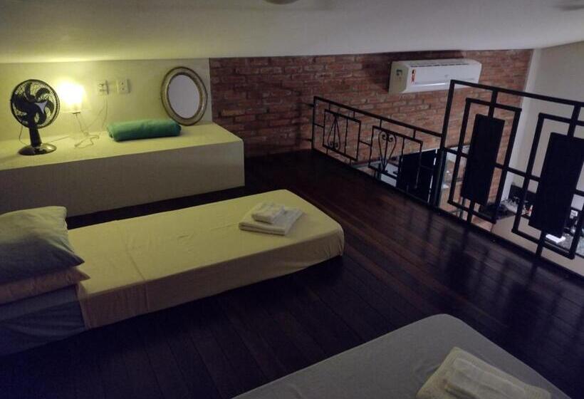 إستديو قياسى مزود بشرفة, Suítes Brotas City