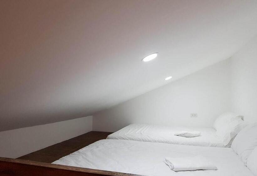 חדר משפחתי, Tagaytay Guest House