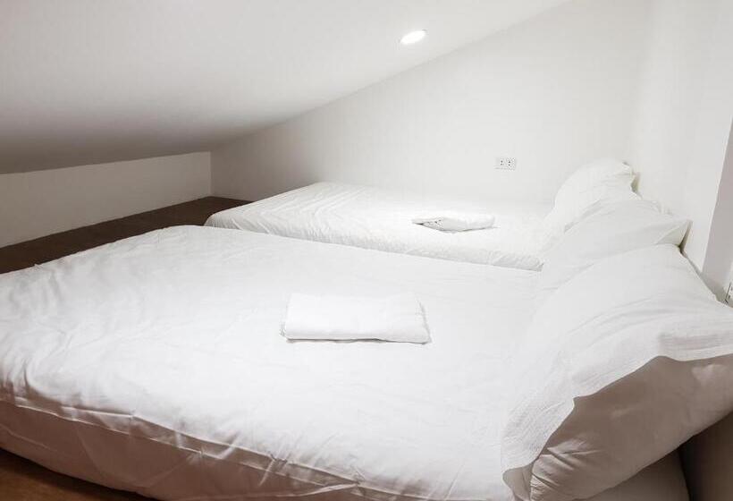 חדר משפחתי, Tagaytay Guest House