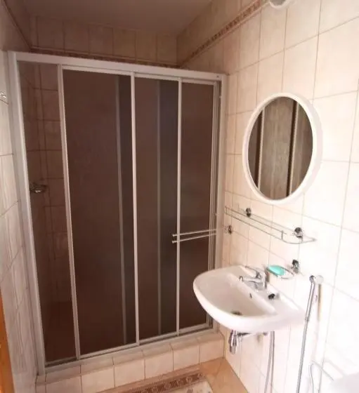 Sviitti, Ubytování U Dolanských