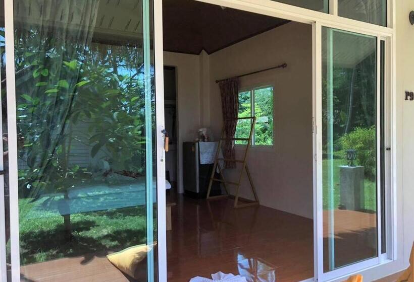 Номер Стандарт Вид на Сад, Prompakdee Kohmak Resort