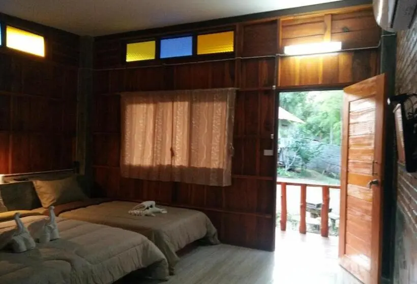 スーペリアトリプルルーム, Huensala Homestay