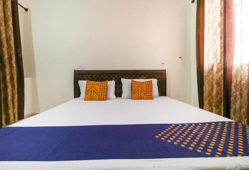 غرفة كلاسيكية ثلاثية, Spot On 66973 Hotel Chandigarh Highway