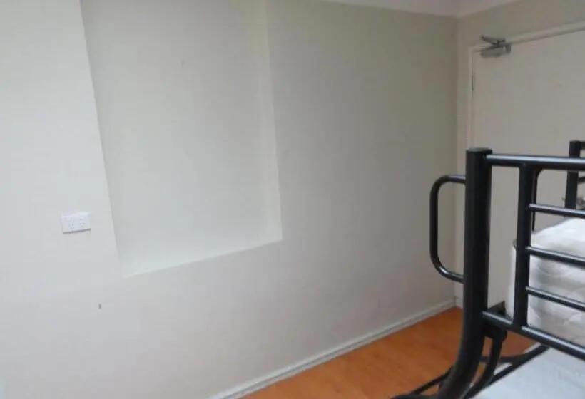 Habitació Estàndard Bany Compartit, Perth 178 Backpackers