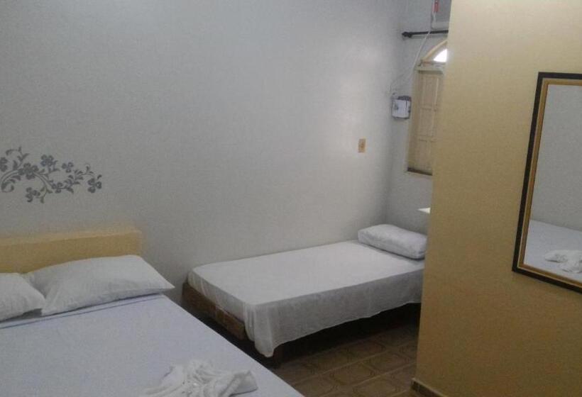 חדר קומפורט לשלושה, Pousada Np