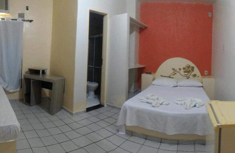 חדר קומפורט לשלושה, Pousada Np