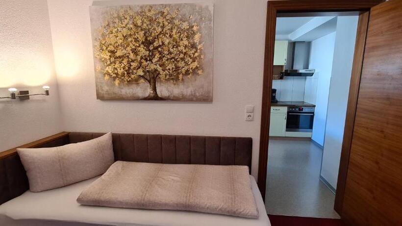 침실 2개 아파트, Apart Holiday