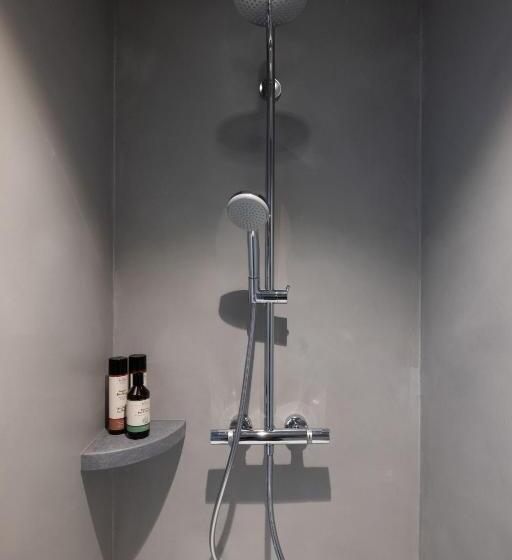 חדר סטנדרט לשלושה עם נוף לגינה, B&b Ginnekenshoeve