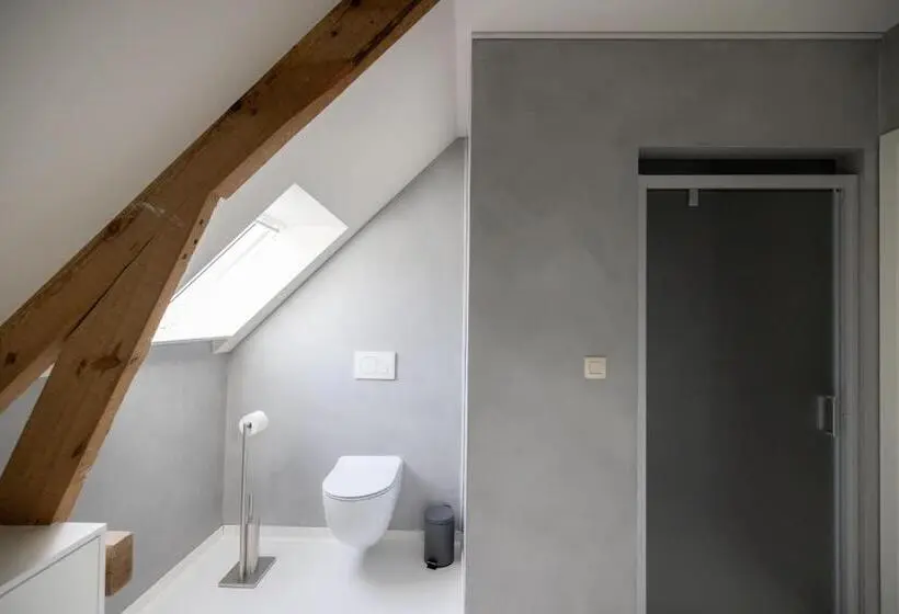 Standard Kolmen Hengen Huone Puutarhanäkymä, B&b Ginnekenshoeve