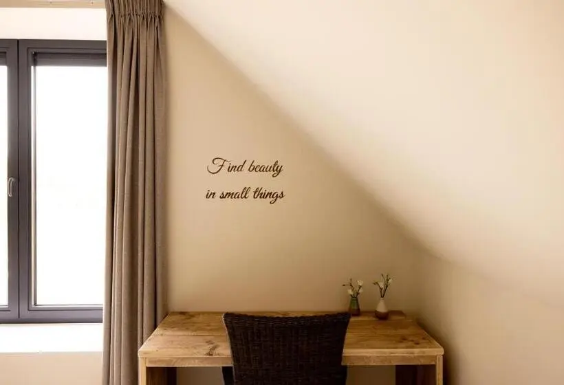 Standard Kolmen Hengen Huone Puutarhanäkymä, B&b Ginnekenshoeve
