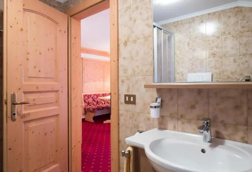 استودیوی استاندارد, B&b Residence Adria
